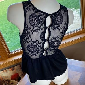 Black, Lacy, Peplum Top. Cute & Flattering.  🤩